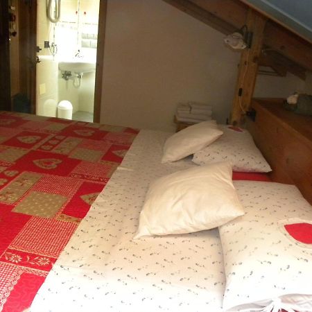 B&B La Casa Delle Bambole Panchià Extérieur photo