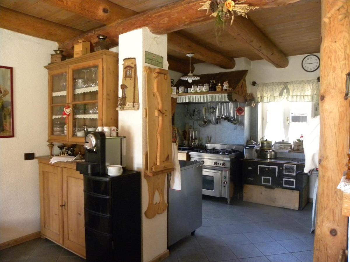 B&B La Casa Delle Bambole Panchià Extérieur photo